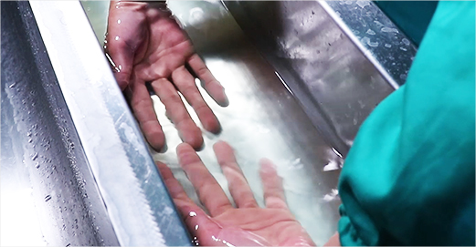 30S洗濯消毒，，是进入车间的必需程序